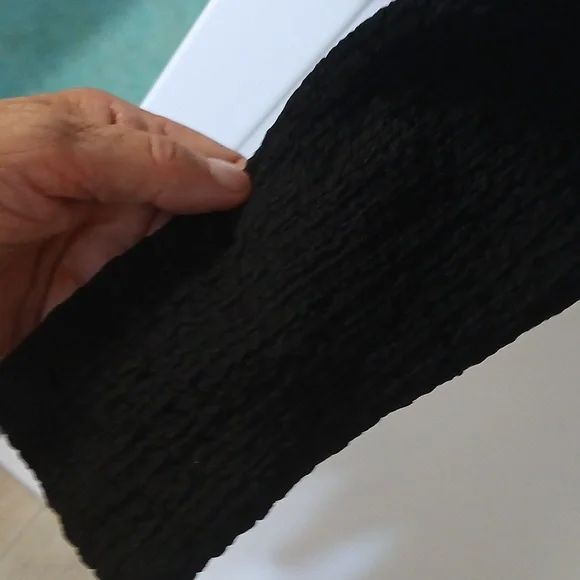 Abercrombie & Fitch Black Textured Top - Picture 3 of 4